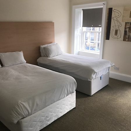 Smithyends Apartments Cumbernauld Bagian luar foto