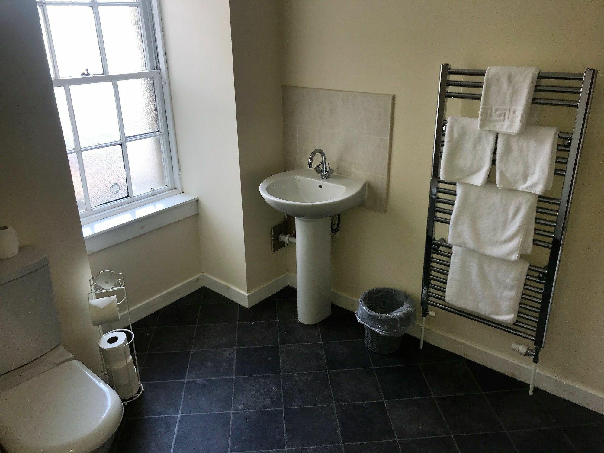 Smithyends Apartments Cumbernauld Bagian luar foto